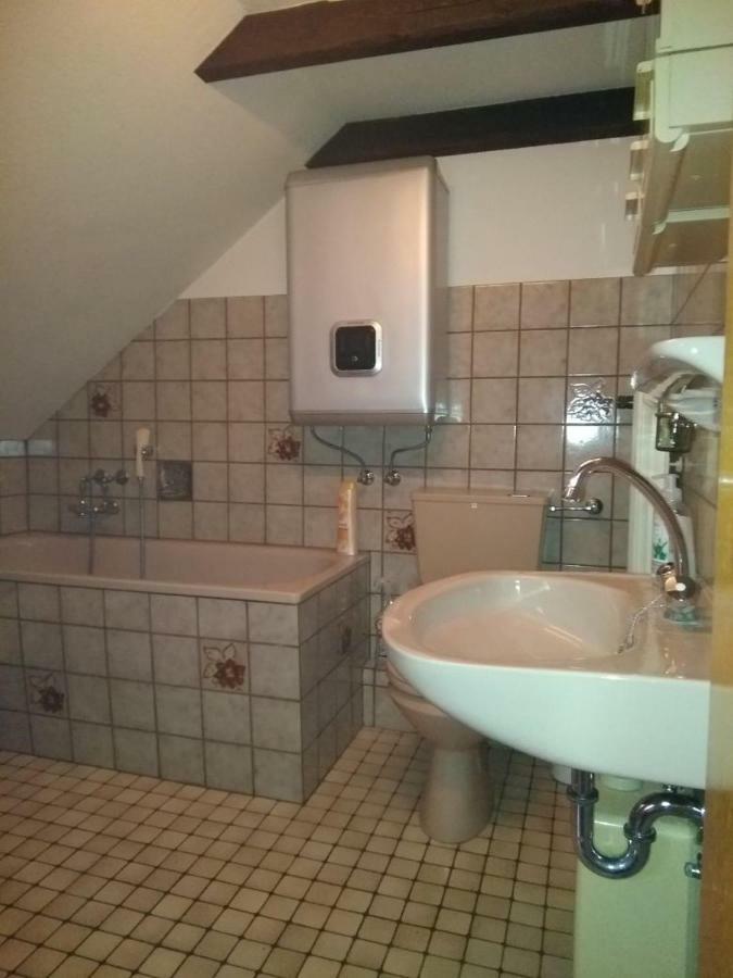 Gemuetliche Wohnung Naehe Centro โอเบอร์เฮาเซิน ภายนอก รูปภาพ